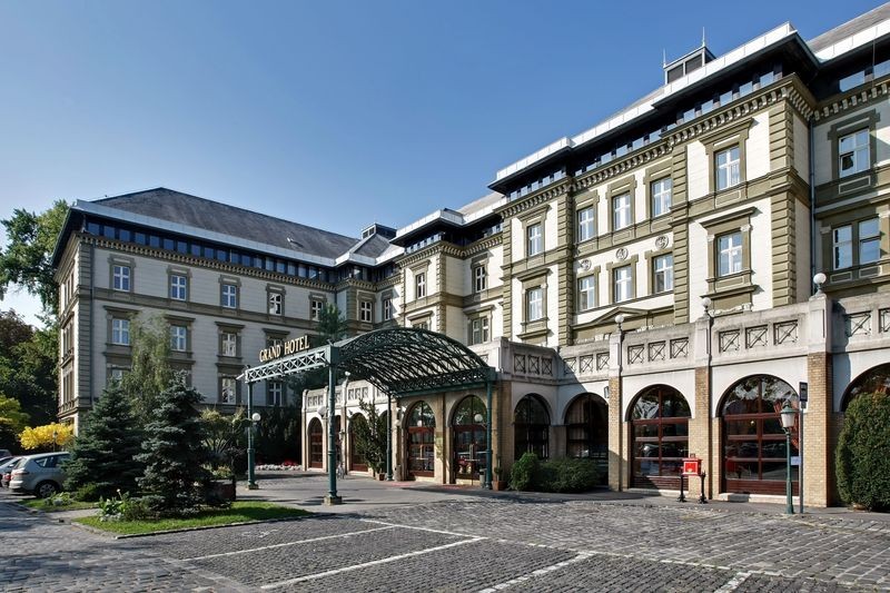 Danubius Grand Hotel Margitsziget ****	 Budapest